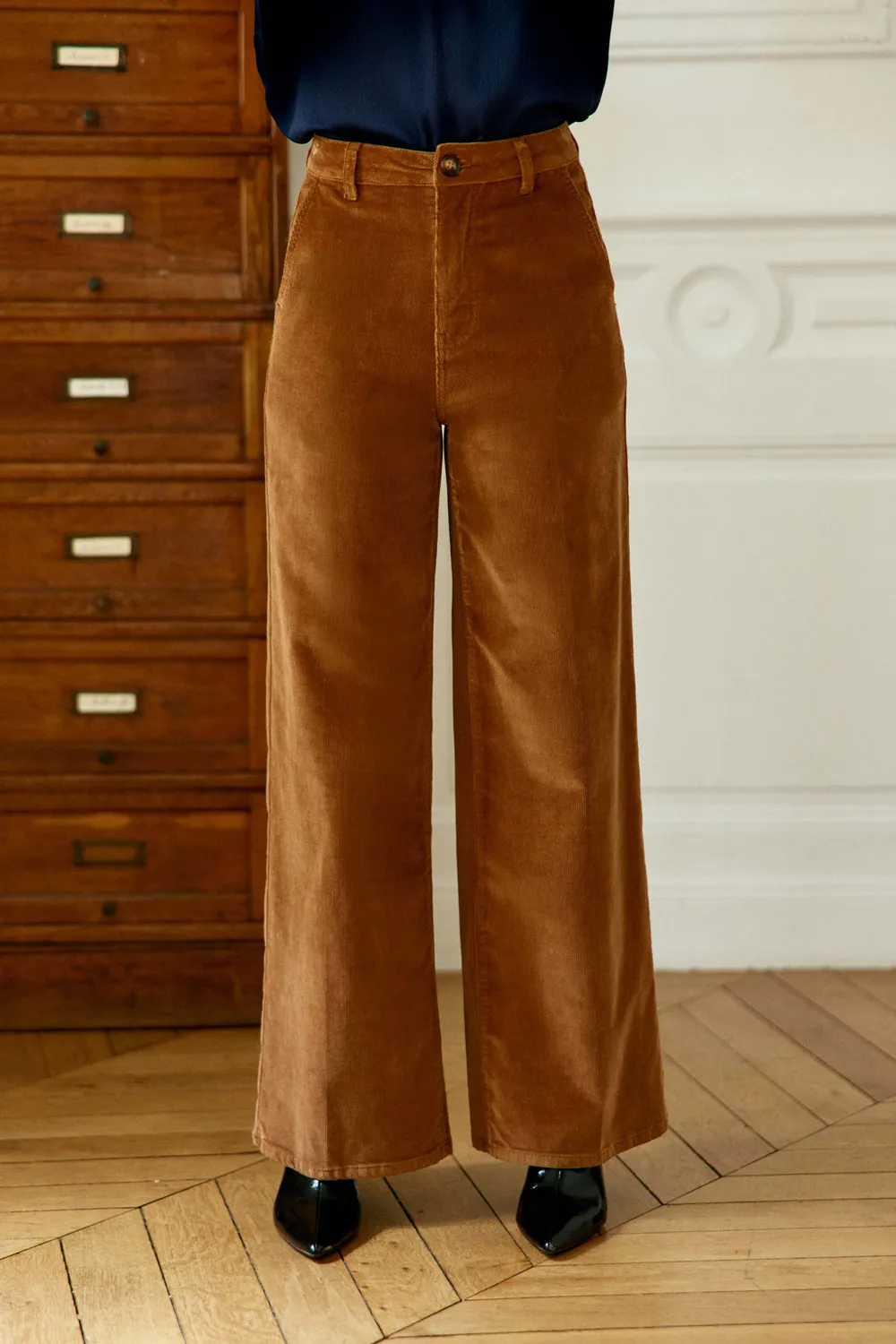 La Petite Etoile Petrona broek camel ribfluweel wijd