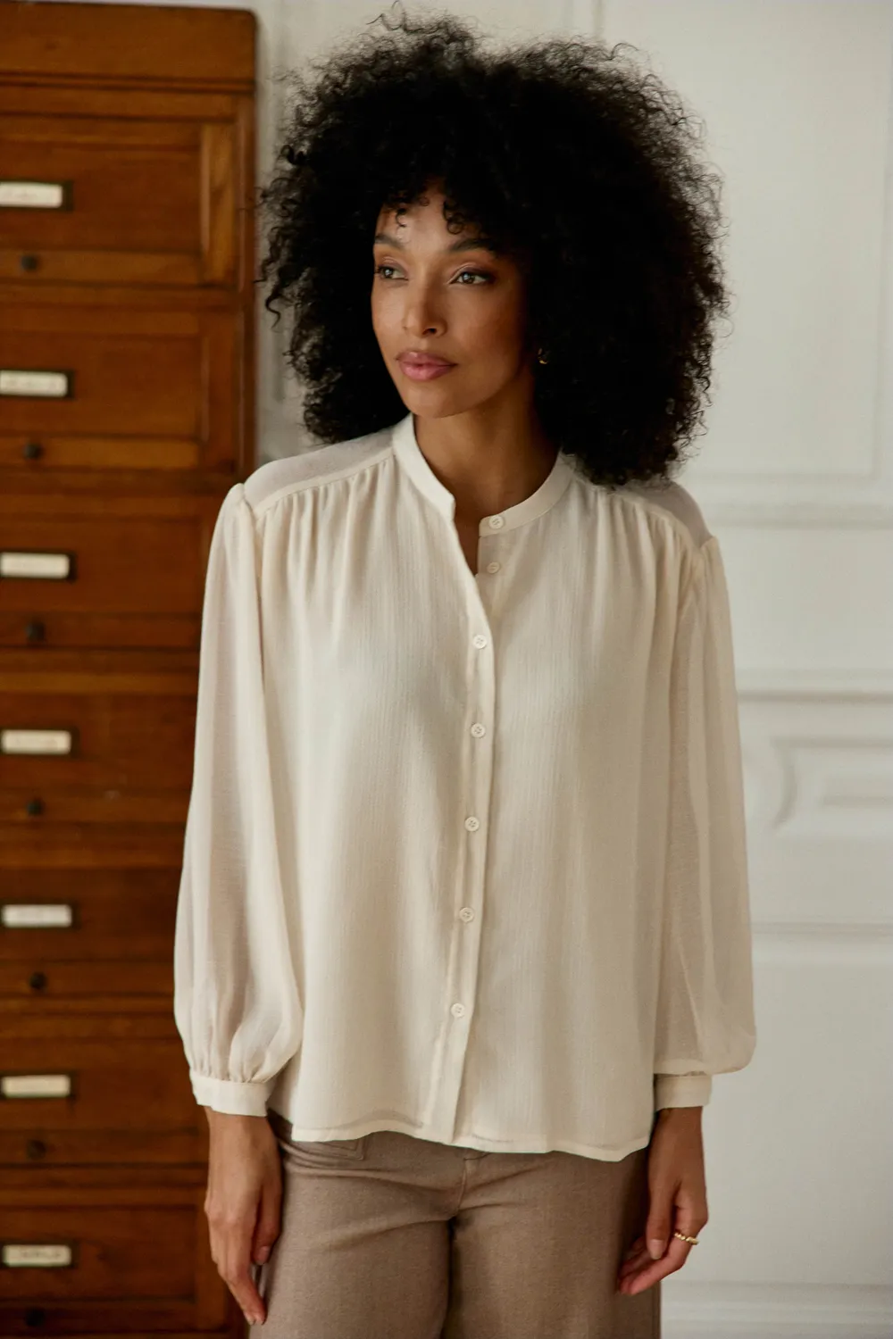 La Petite Etoile Brindo blouse ecru gaufre recht