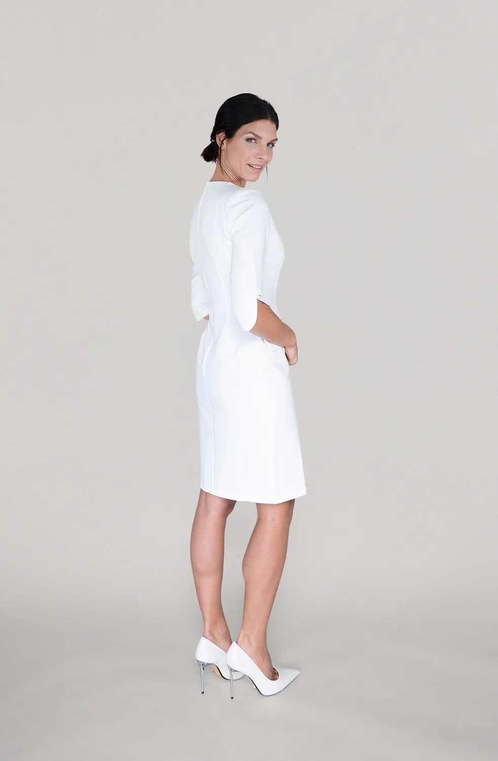 Laboutiek The Button Dress off-white recht stretch