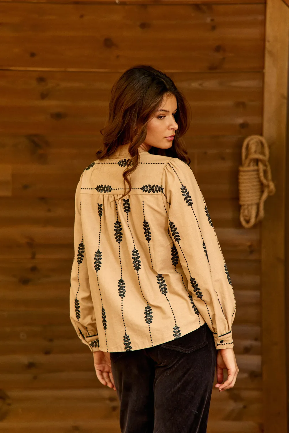 La Petite Etoile Blaika blouse bruin borduursel