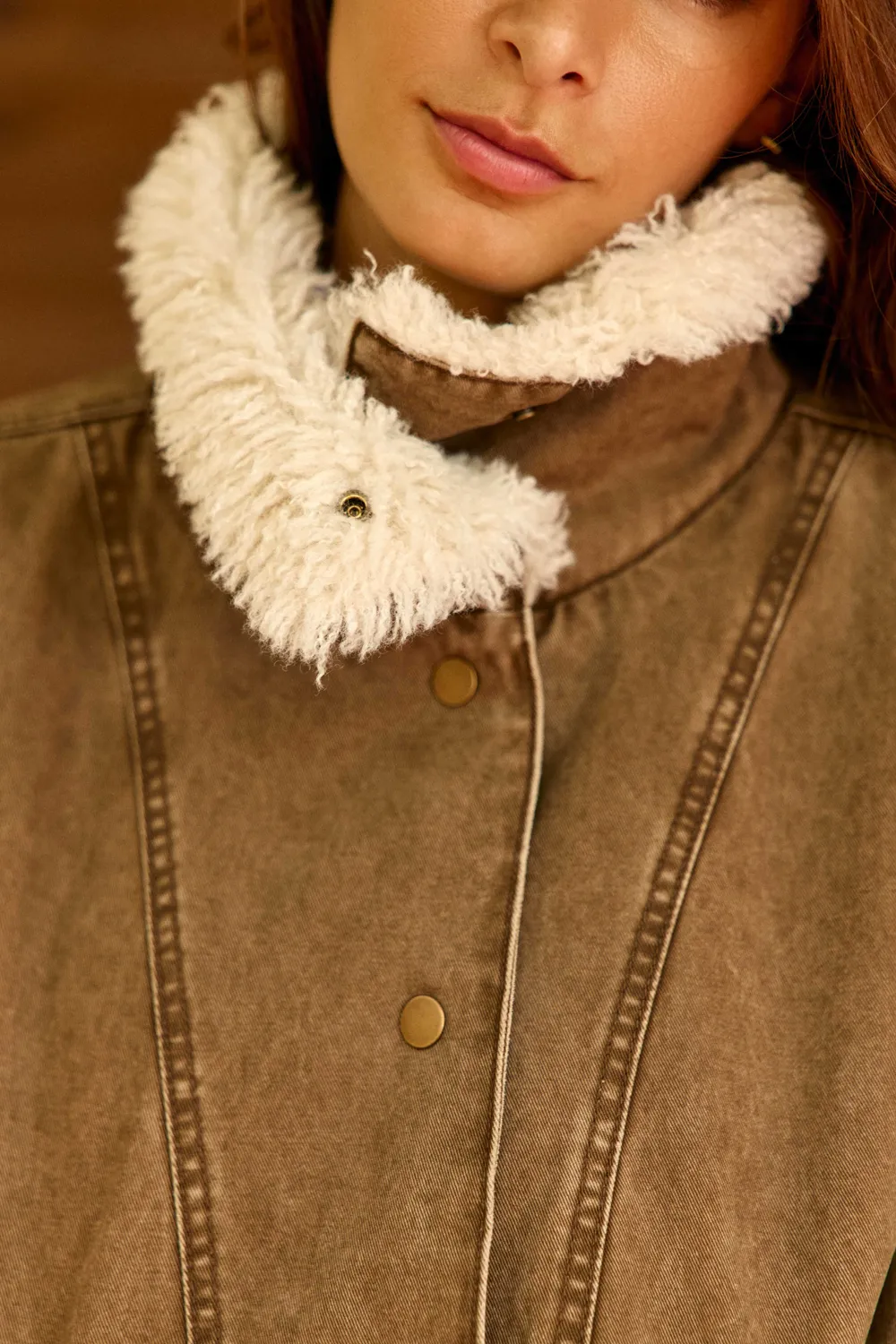 La Petite Etoile Nelan mantel bruin oversized bont