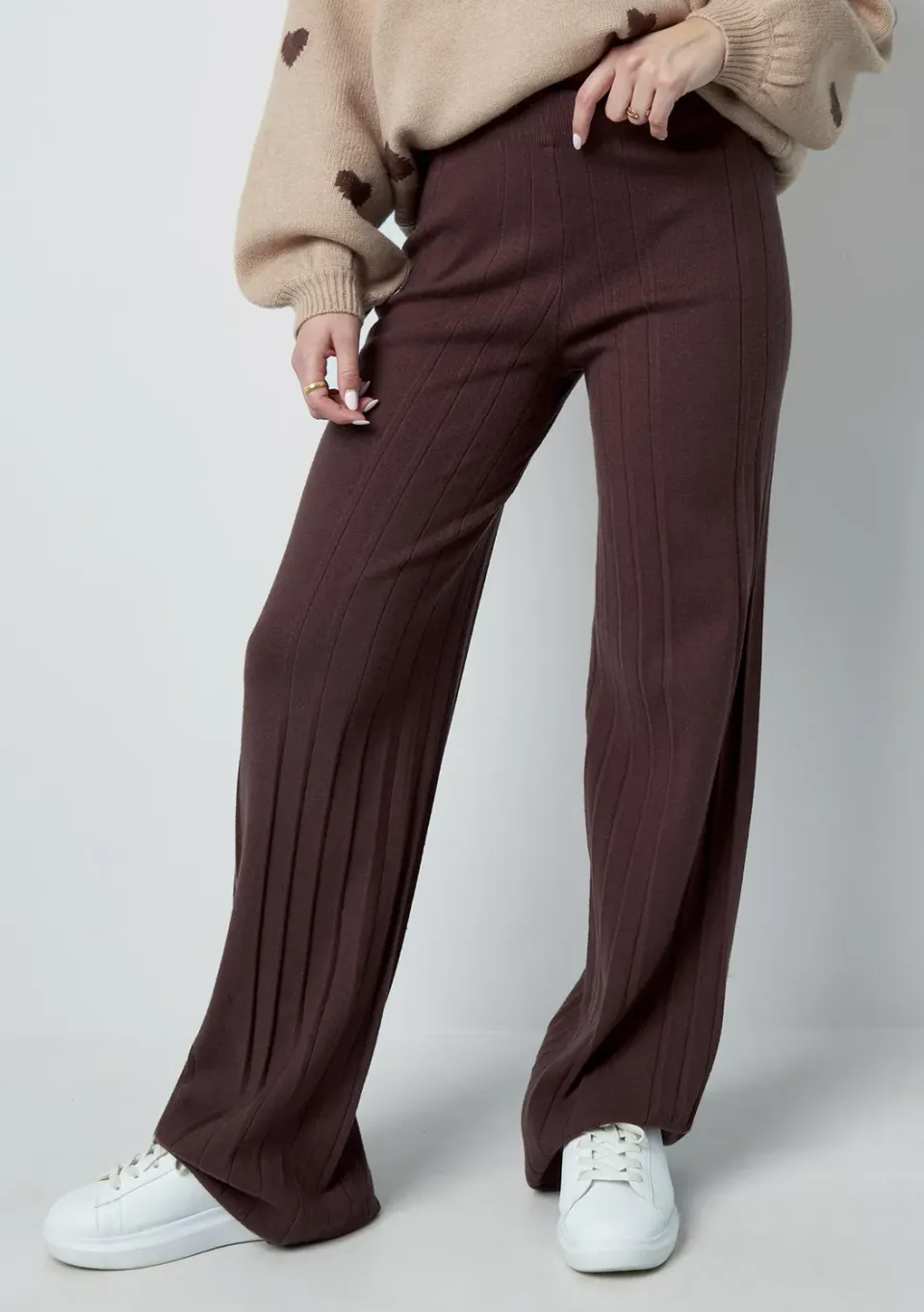 LOVEDRUNKY Soft Harmony broek Bruin wide leg