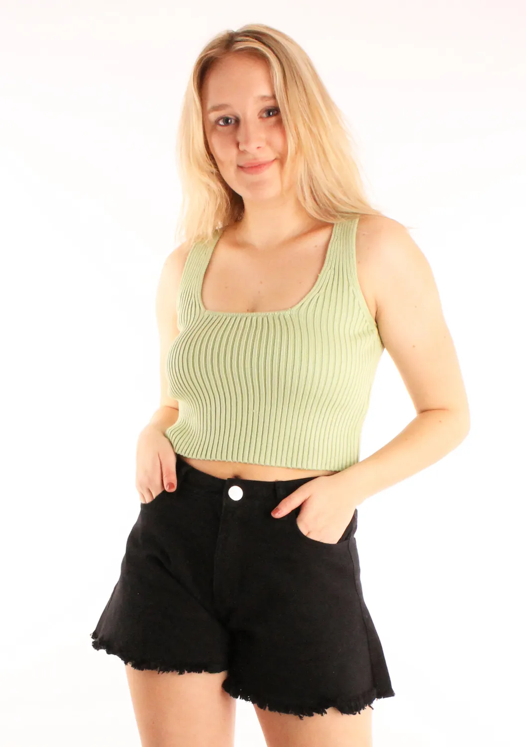 LOVEDRUNKY Short Flared short zwart middelhoog raw edge