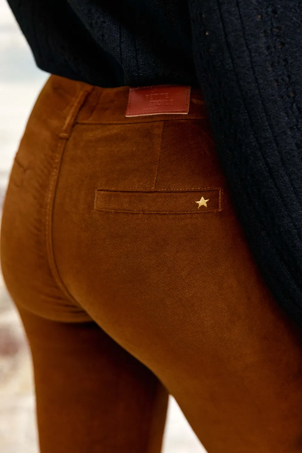 La Petite Etoile Sonny flared broek camel fluweel