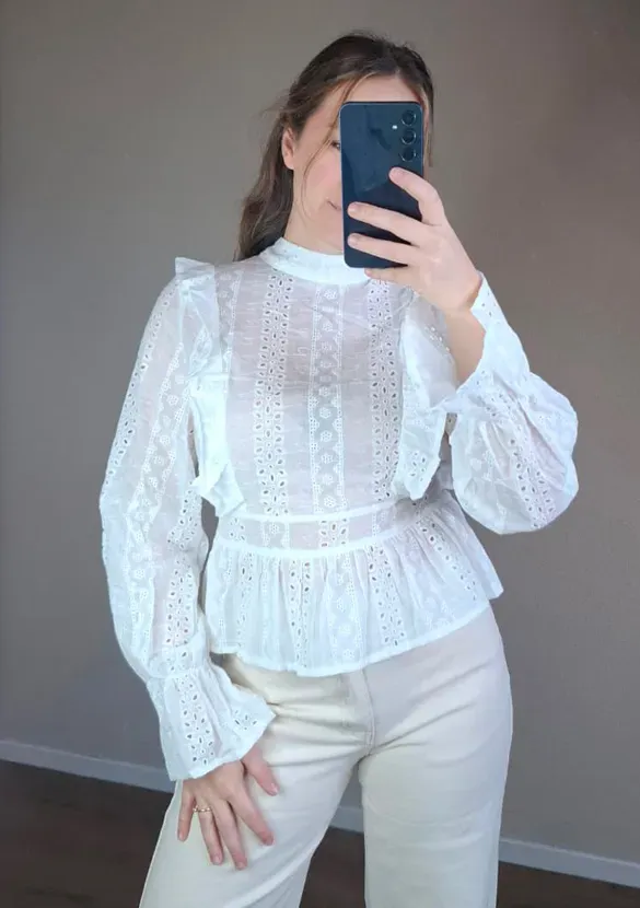 LOVEDRUNKY Embroidery Open Back top wit broderie