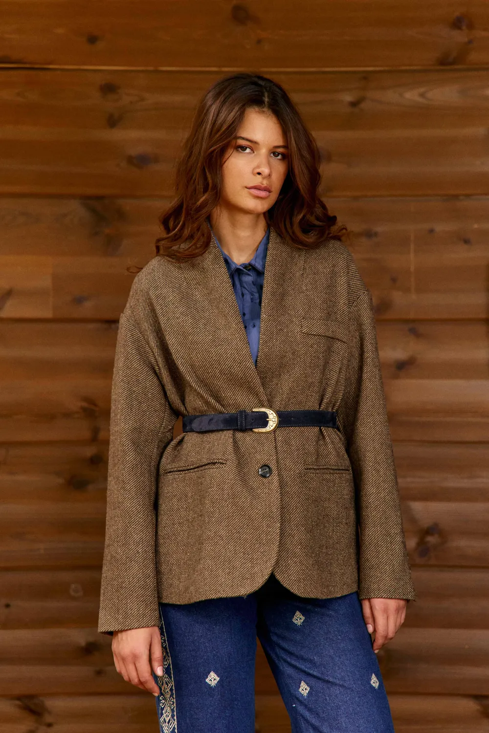 La Petite Etoile Vicka blazer bruin chevron sjaalkraag