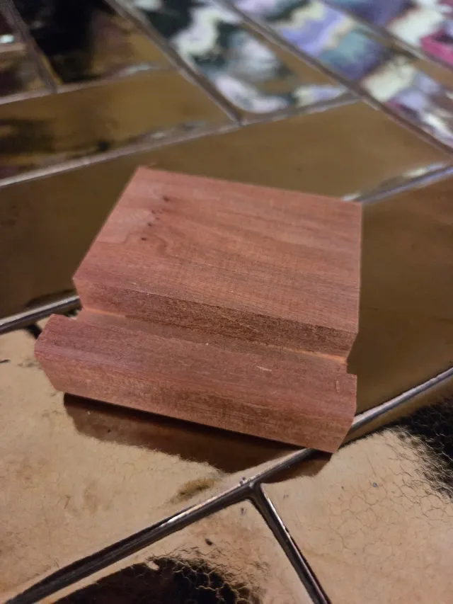 Amiek Yett tegelhouder hout display standaard