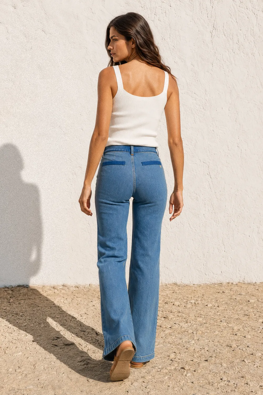 La Petite Etoile Sonnya flare jeans stone high waist