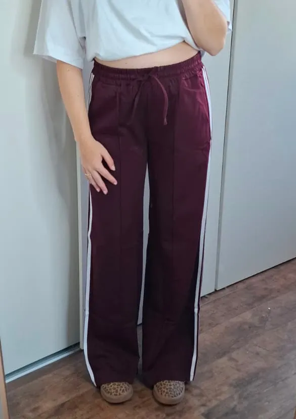 LOVEDRUNKY Broek Jogg broek maroon streep