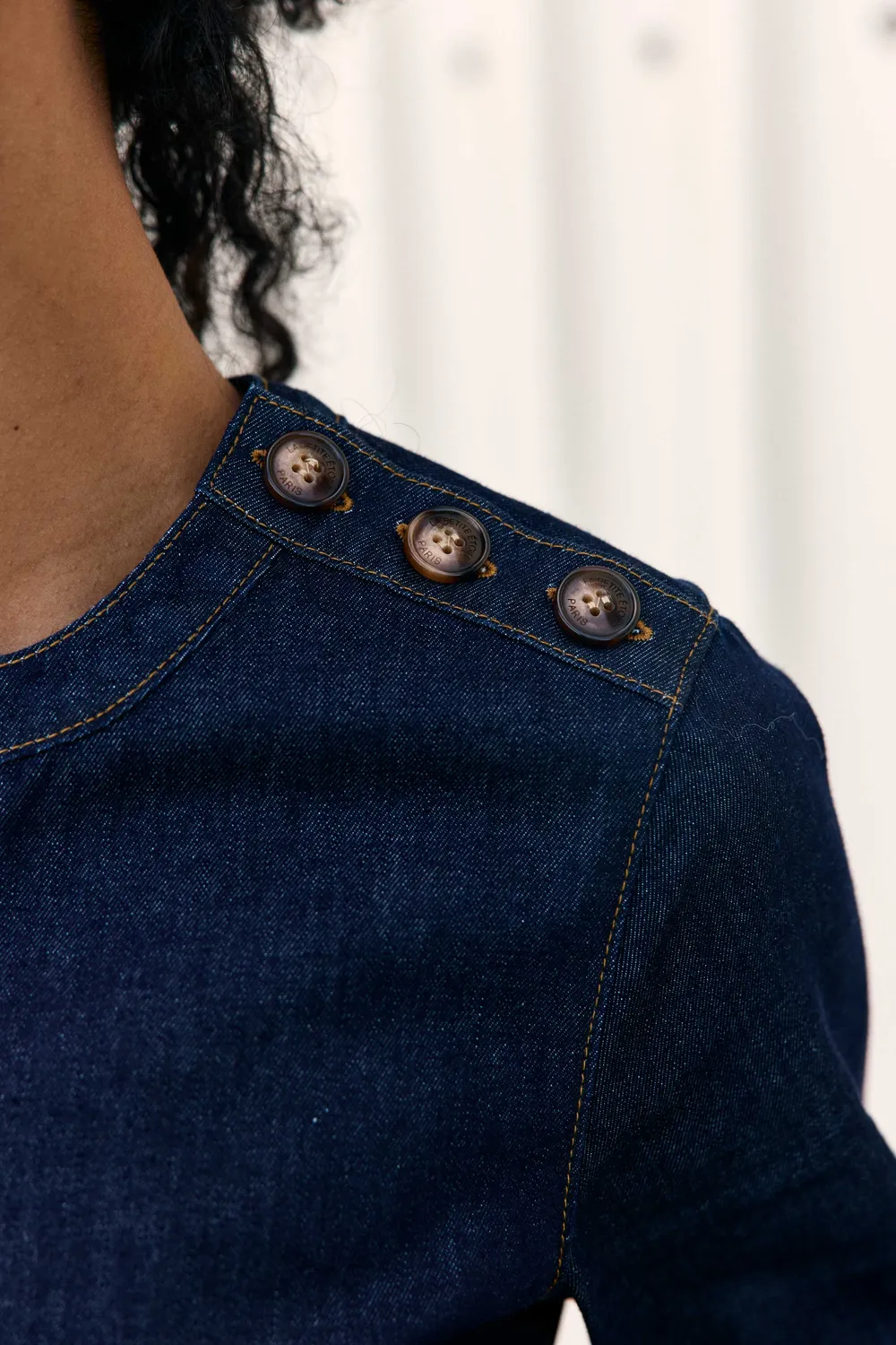 La Petite Etoile Ruona denim jurk brut korte uitlopende
