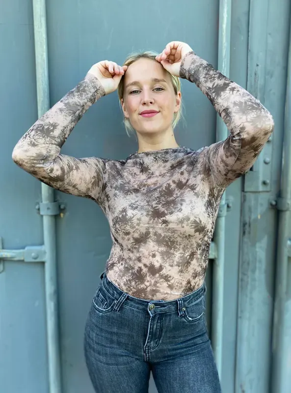 LOVEDRUNKY Top Mesh Vintage topje taupe bloemenprint