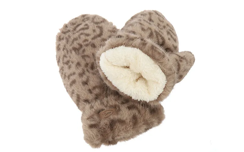I'm Dutch Chatel wanten panter taupe fluffy onesize