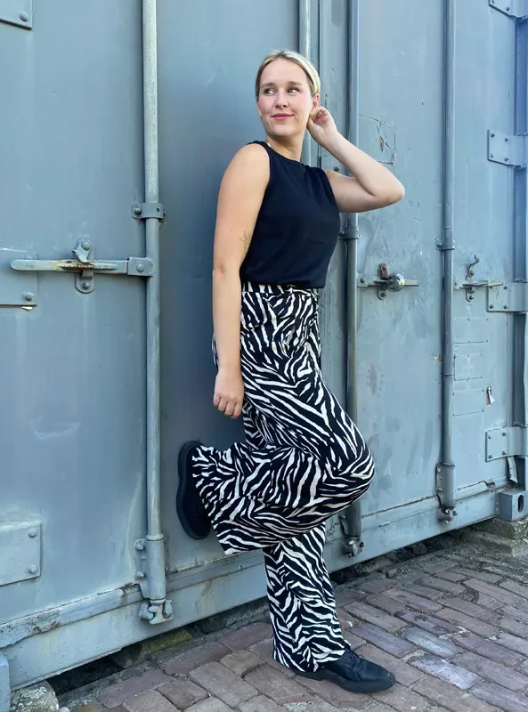 LOVEDRUNKY Wide Leg Zebra broek zwart hoge taille