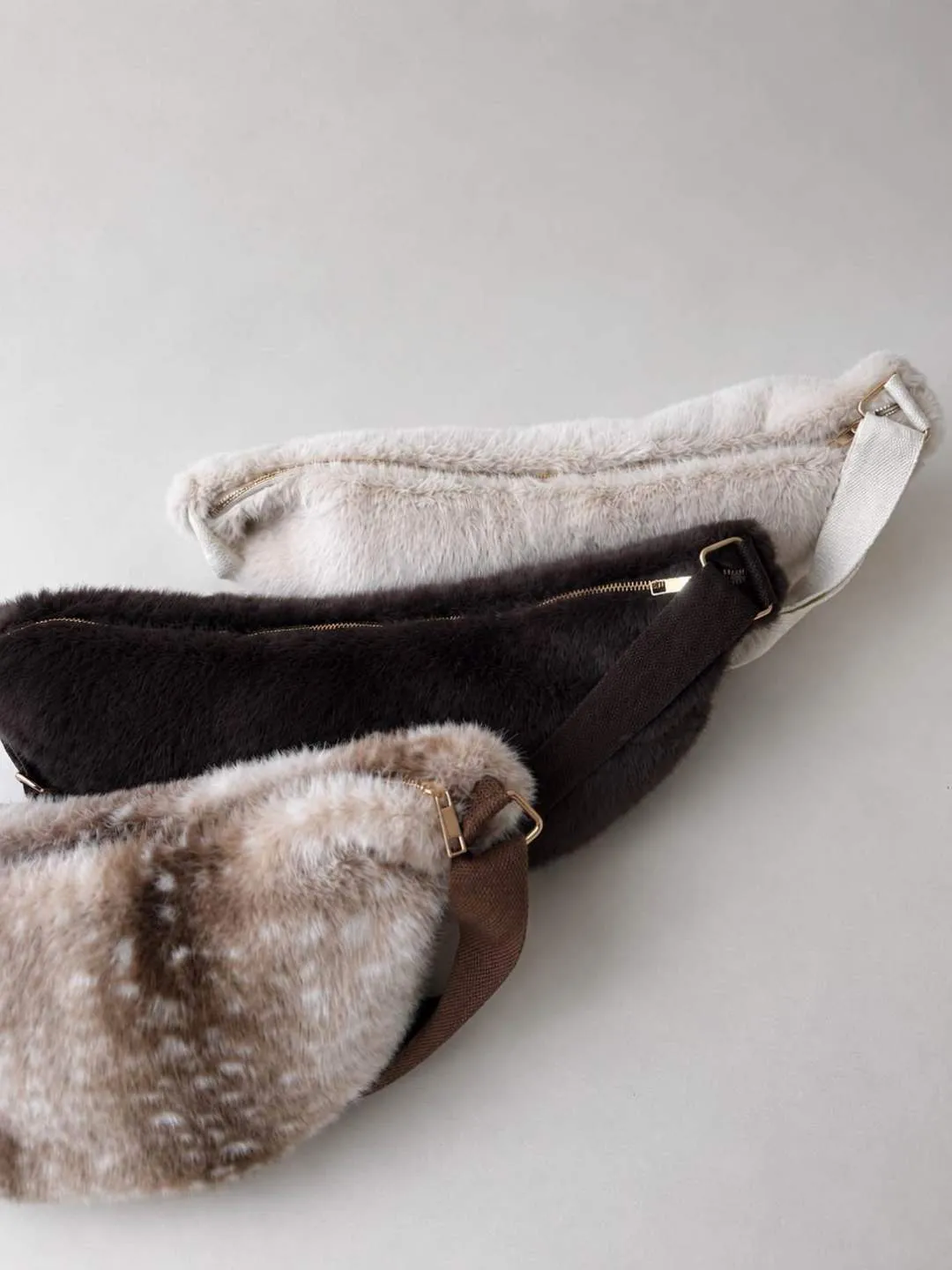 Amiek Fluffy Moon Bag bambi schoudertas