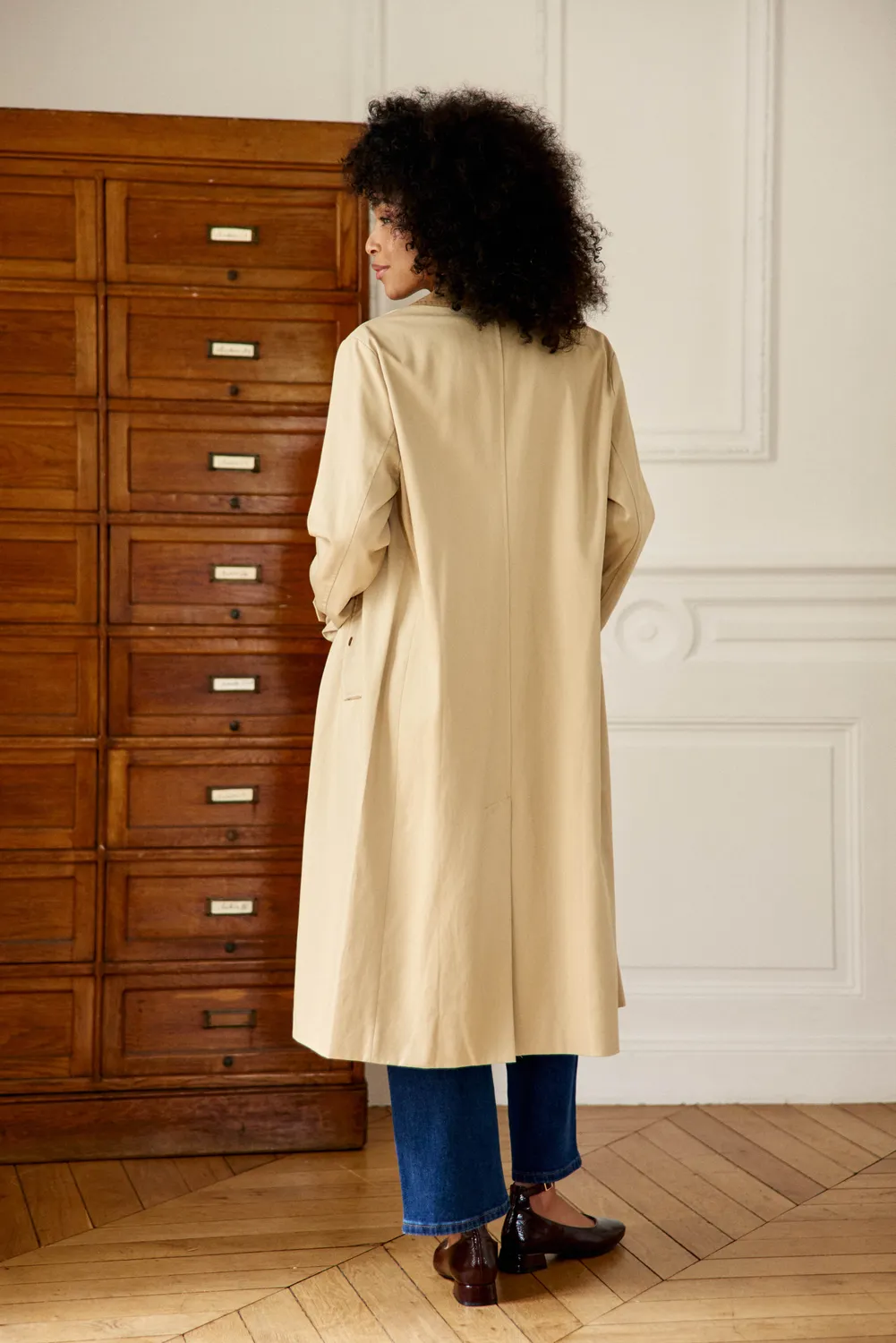 La Petite Etoile Nevino trenchcoat beige midi