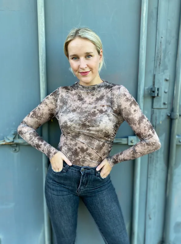LOVEDRUNKY Top Mesh Vintage topje taupe bloemenprint
