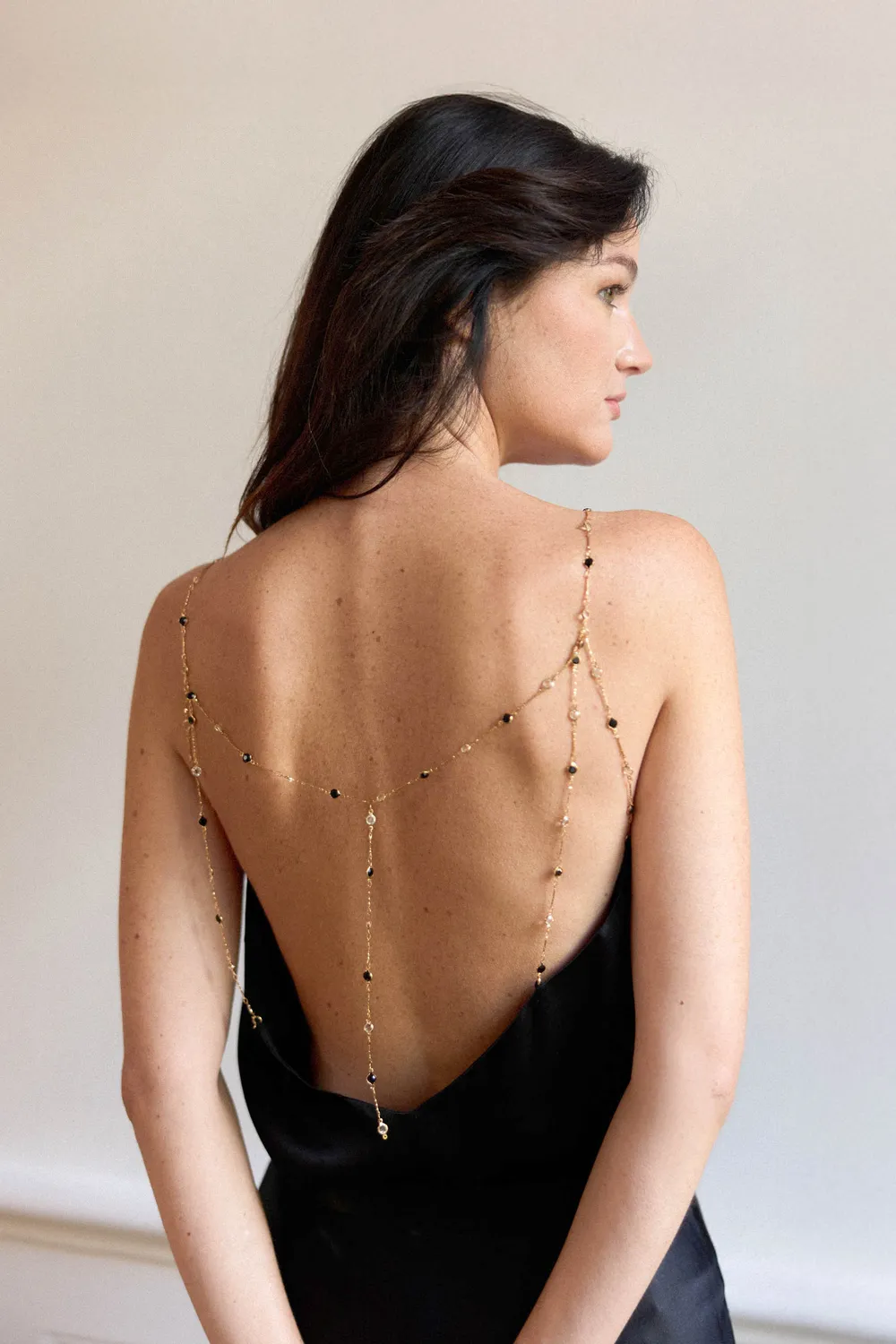 La Petite Etoile Dara top zwart satijn ketting