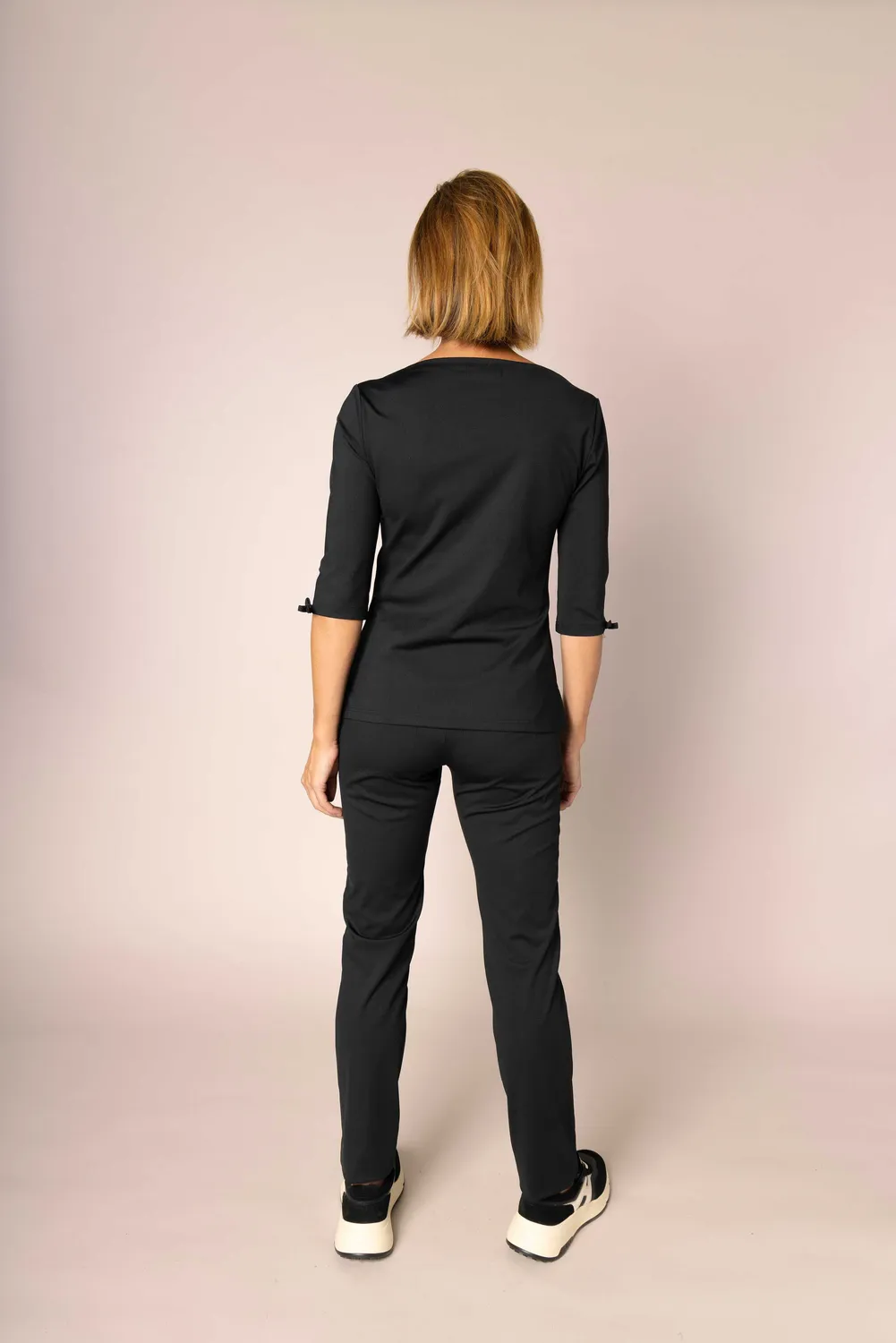 Laboutiek Colette Top zwart boothals driekwart mouw