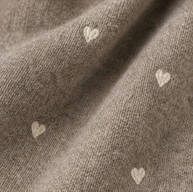Amiek Hartjes driehoekssjaaltje 110x35cm taupe