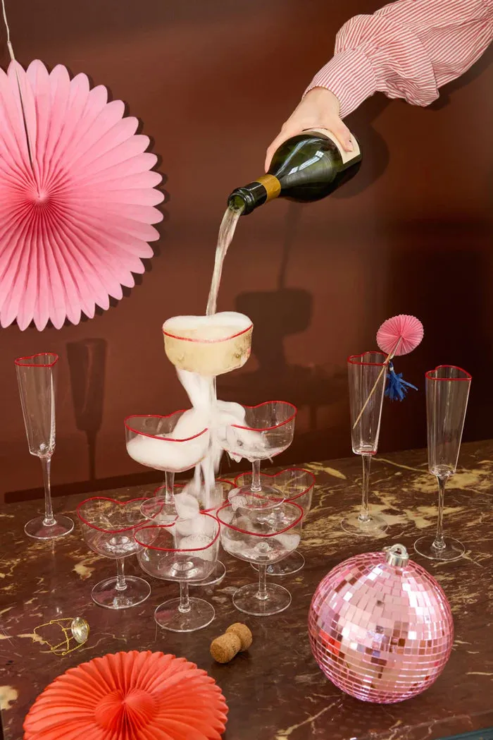 Amiek Hart champagneglas coupe rood glas liefde