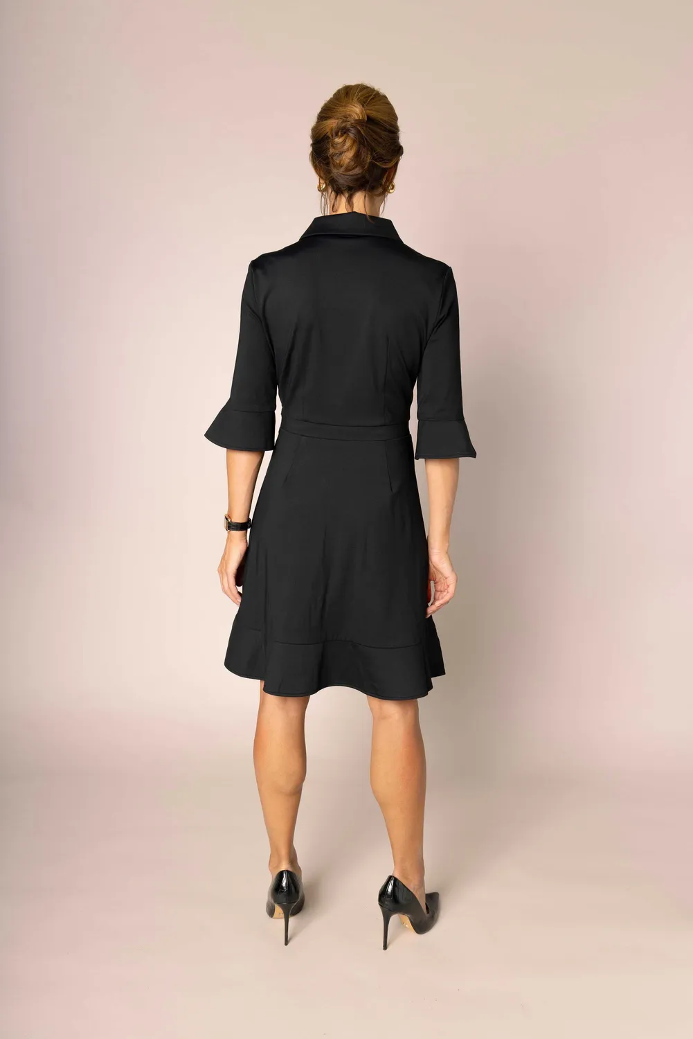 Laboutiek Ruffle jurk zwart travel