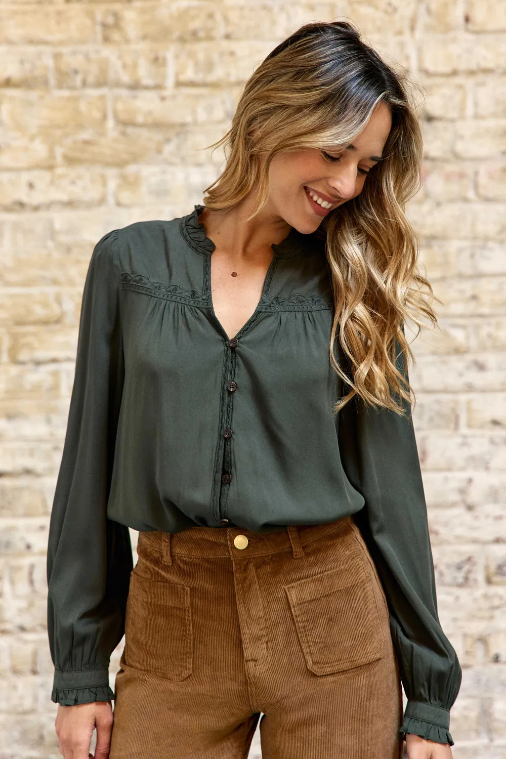 La Petite Etoile Bowen blouse kaki borduursel recht