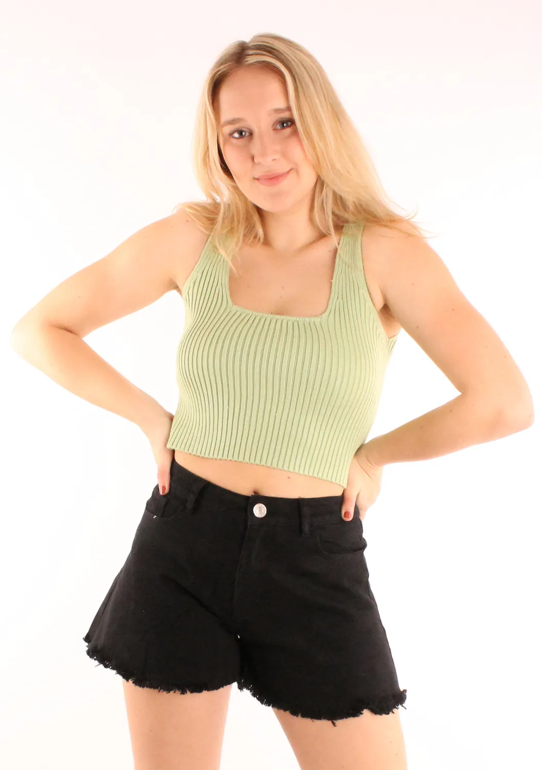 LOVEDRUNKY Short Flared short zwart middelhoog raw edge