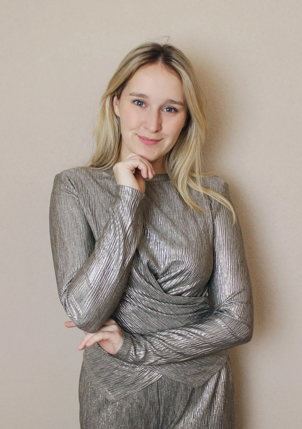 LOVEDRUNKY Metallic top taupe met overslag